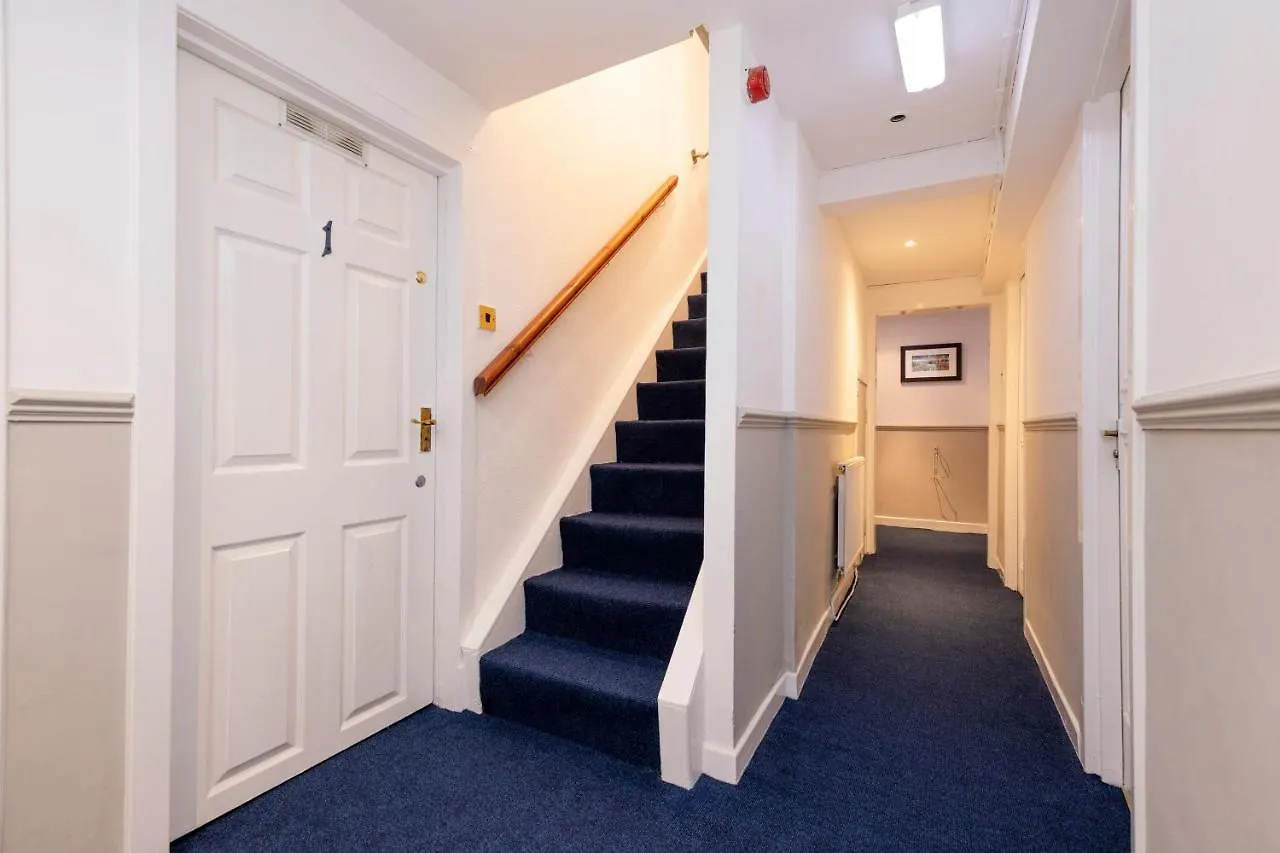 New Town Rooms Edinburgh Hostel